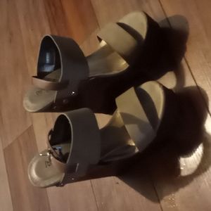 Wedge brand (Streetwear Société).size 6 us